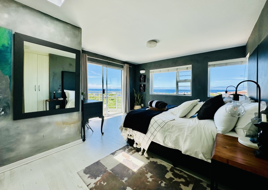 4 Bedroom Property for Sale in Vermont Western Cape